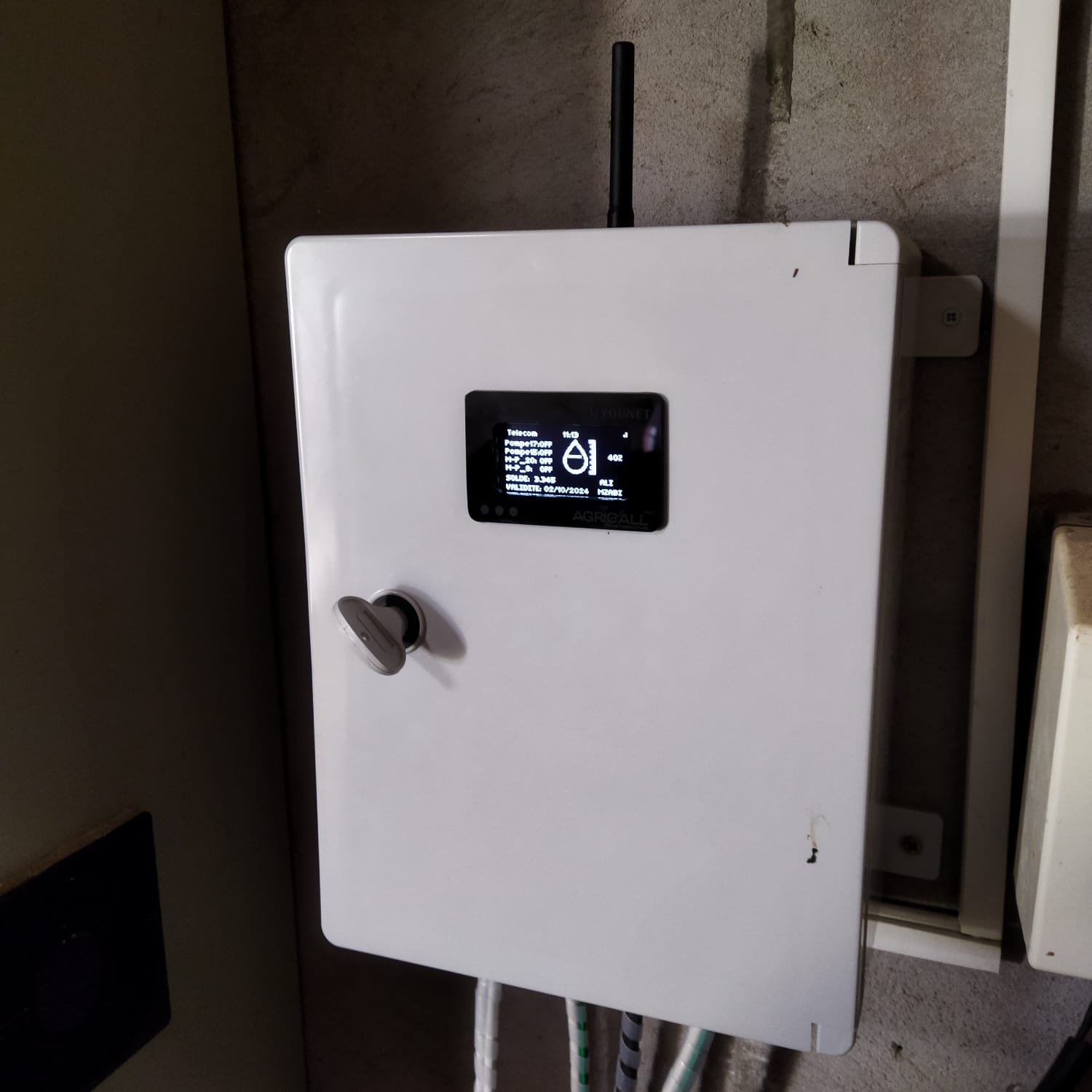 Armoires électriques agricoles hybrides